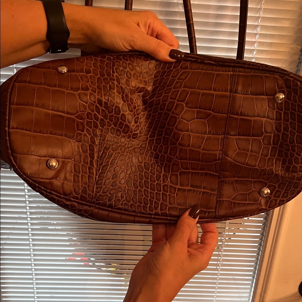 B. Makowsky Rich Brown Crocodile Embossed Shoulder Bag - Picture 5 of 6